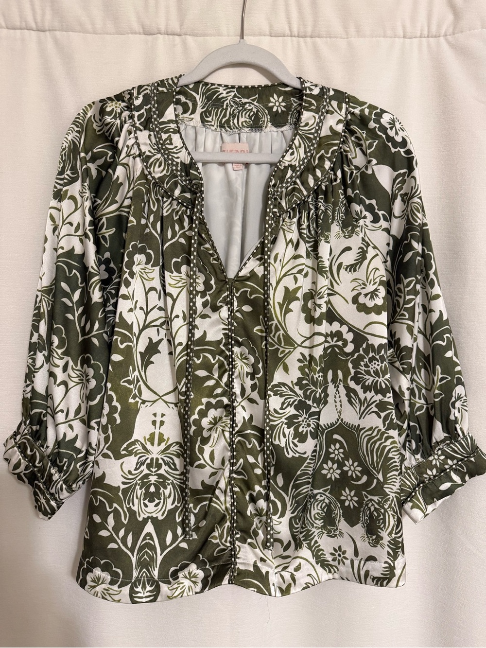 Ciebon Olive Green Floral Peasant Blouse with Split V-Neck